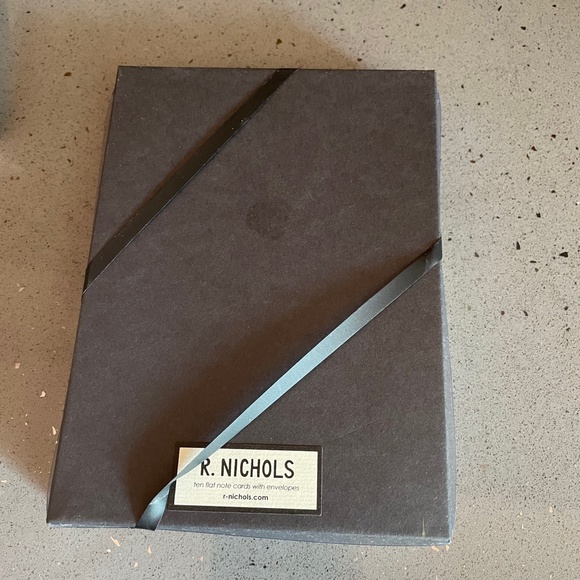 2 boxes R. Nichols notecards - Picture 3 of 5